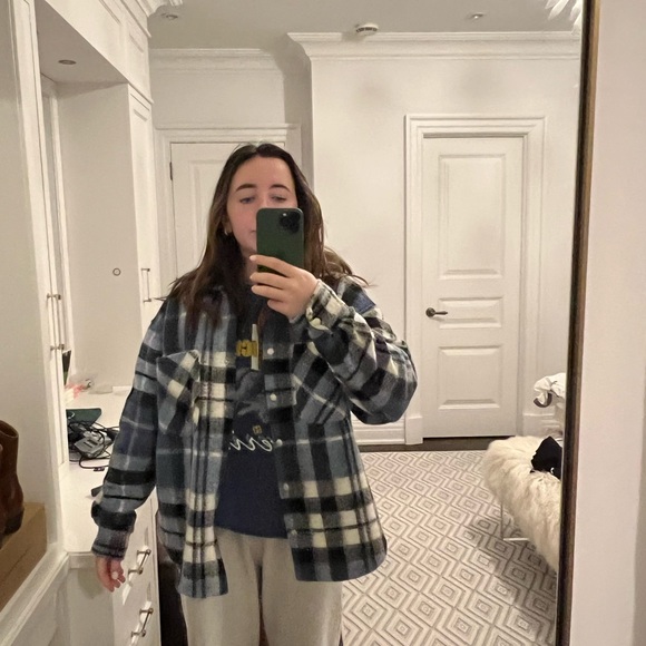 Zara Shacket - Picture 3 of 4